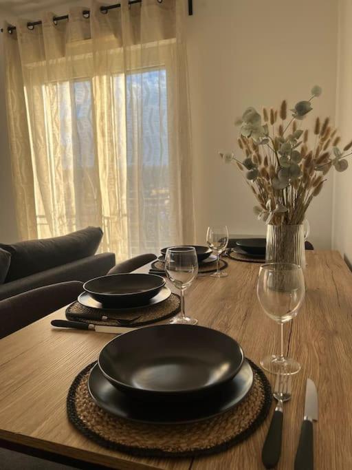 Appartement Proche Disneyland كولوميي المظهر الخارجي الصورة