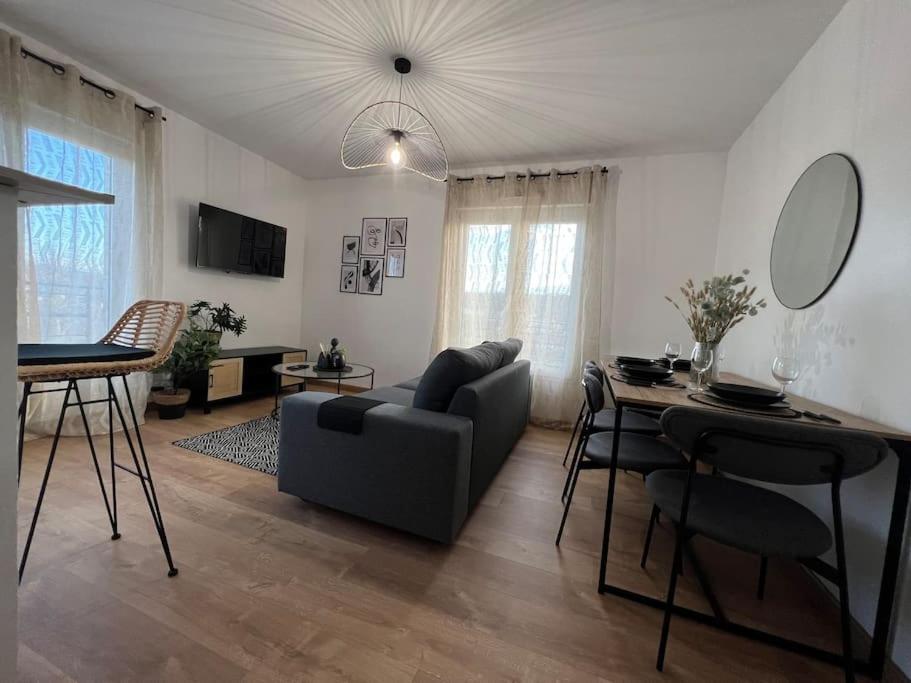 Appartement Proche Disneyland كولوميي المظهر الخارجي الصورة